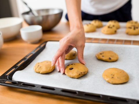 Baking-Grade Base Paper - Grease-Resistant & Moisture-Proof | Bofeng